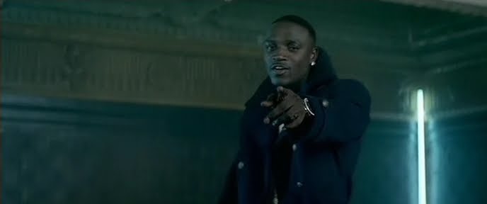 Akon Smack That Video